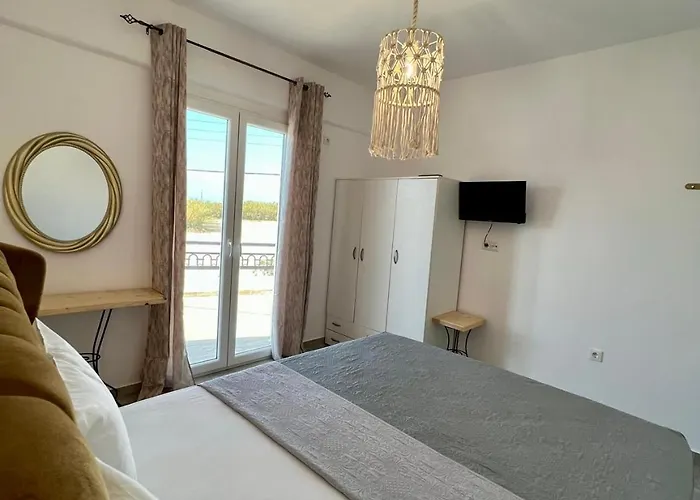 Blue Wave Suites-apartment Agia Anna Naxos Apartamento *